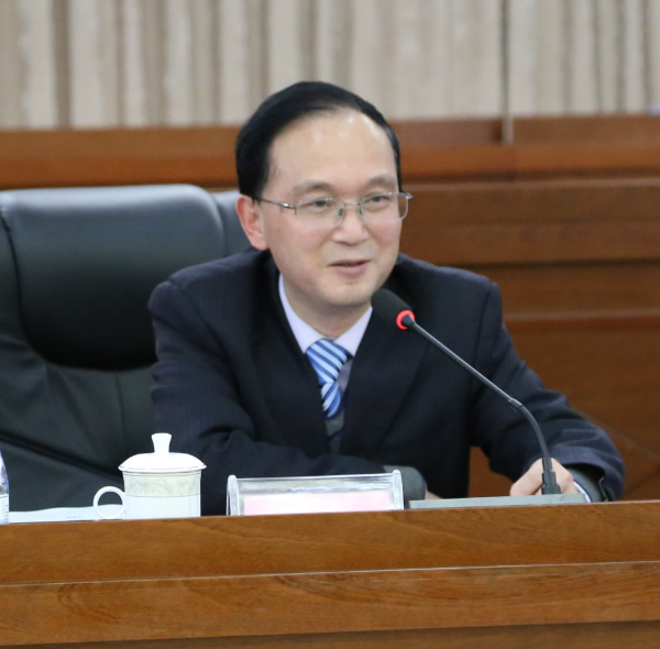 巴中市侨联 工作动态 >> 正文   袁闻聪指出,一年来,全市各级侨联组织